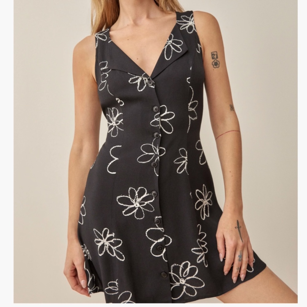 Reformation Rilynn Dress - Size 8 - NWT